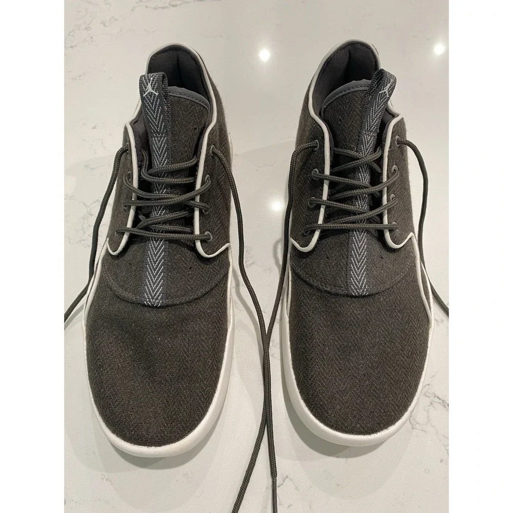 Jordan Eclipse Chukka Men's Size 8.5 Dark Grey Anthracite Woven Sneakers EUC